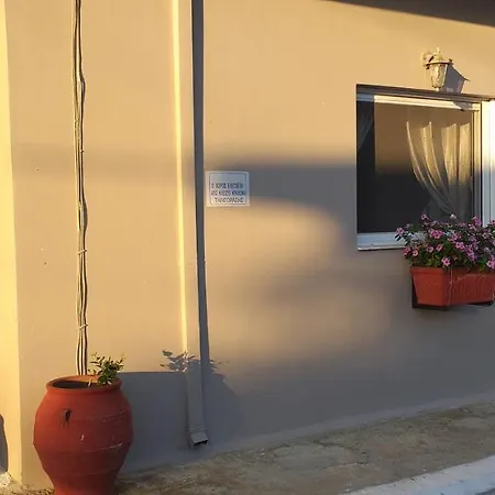 Apartament Takis House